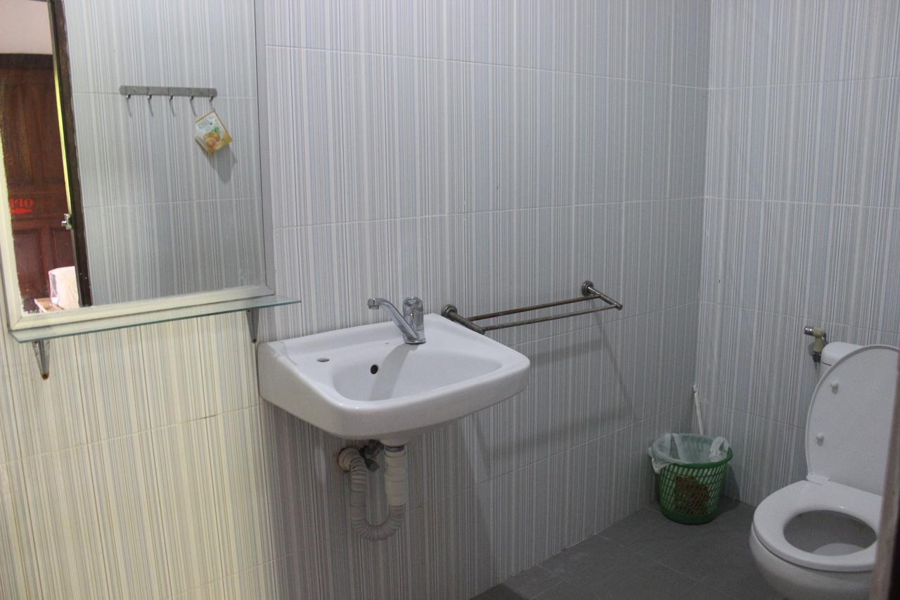 Gedul Homestay Canggu Esterno foto